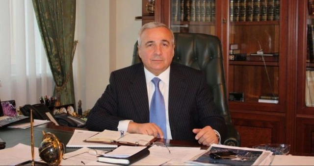 Азербайджанский миллиардер оставил федерацию
